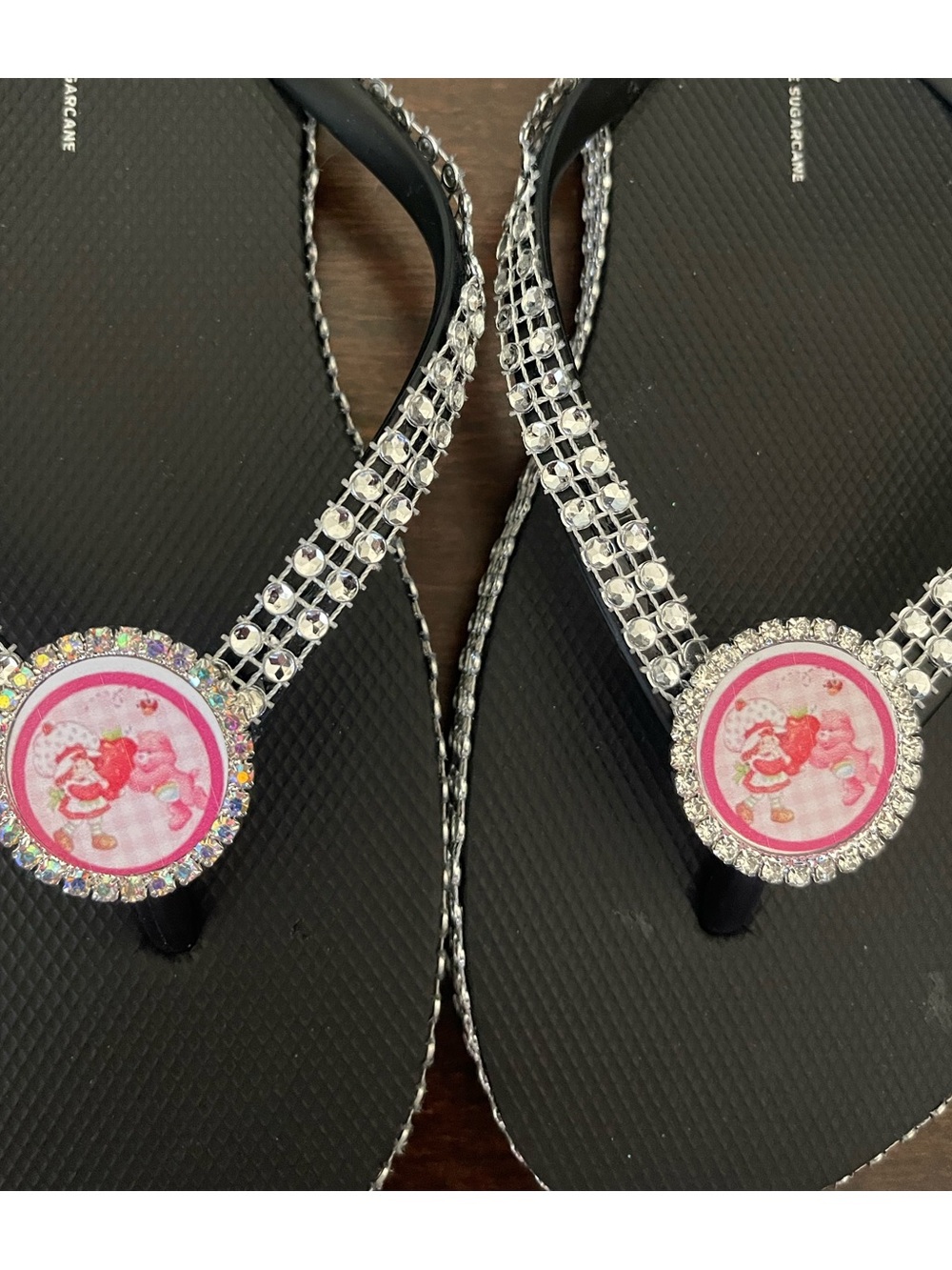 Women's Black Rhinestone Flip Flop Sandals with Pink Charm